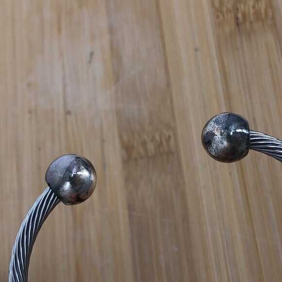 Sabona 70070 Wire Magnetic TwoTone (Silver & Gold tone) Bracelet (unisex) - Picture 7 of 13